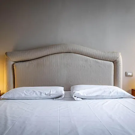 Yd Elegant Near Tramvia Апартаменты