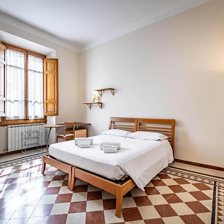 Апартаменты Yd Elegant Near Tramvia