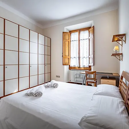 Yd Elegant Near Tramvia Апартаменты