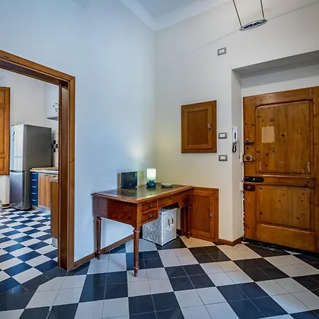 Апартаменты Yd Elegant Near Tramvia *