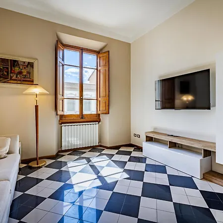 Апартаменты Yd Elegant Near Tramvia *